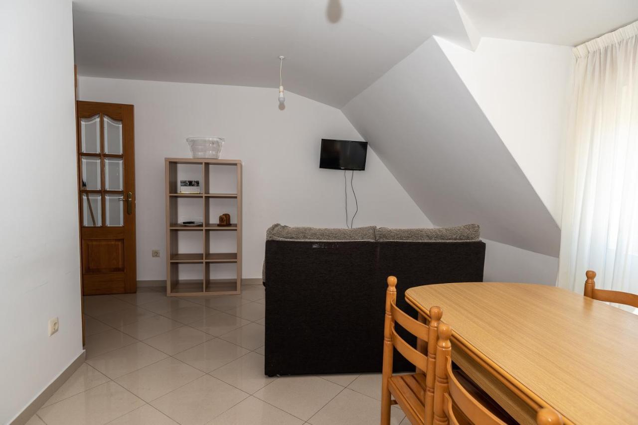 Apartamentos O Grove Eksteriør bilde